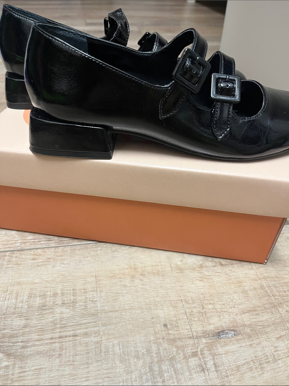 Gianni Bini Black Patent Double-Strap Mary Jane Block Heels - Picture 2 of 5
